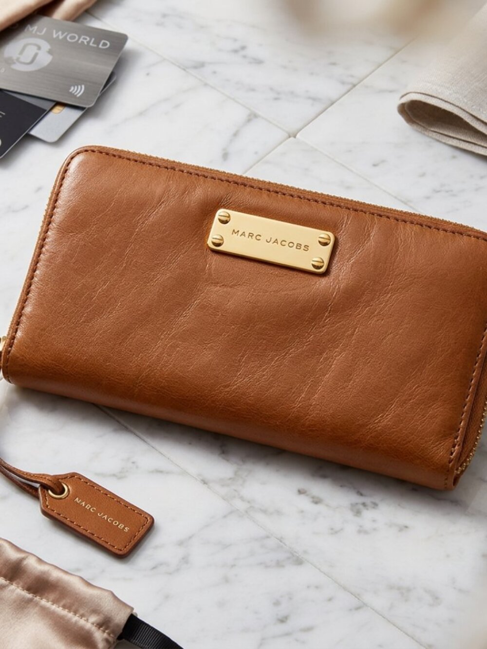 Marc jacobs wallet